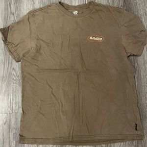 vintage tan billabong t shirt